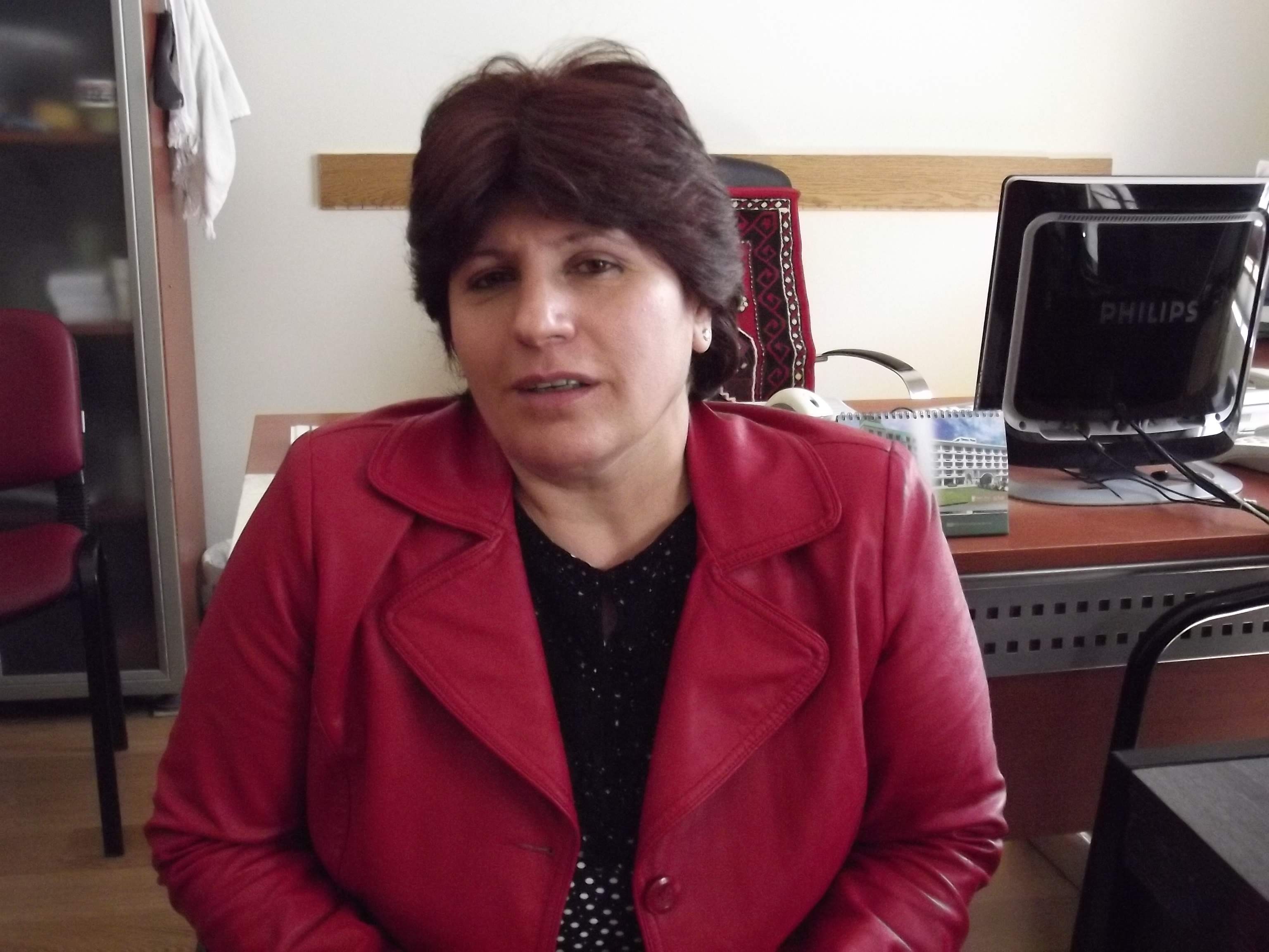 Bayan muhtar adayı Sadet Alay iddialı