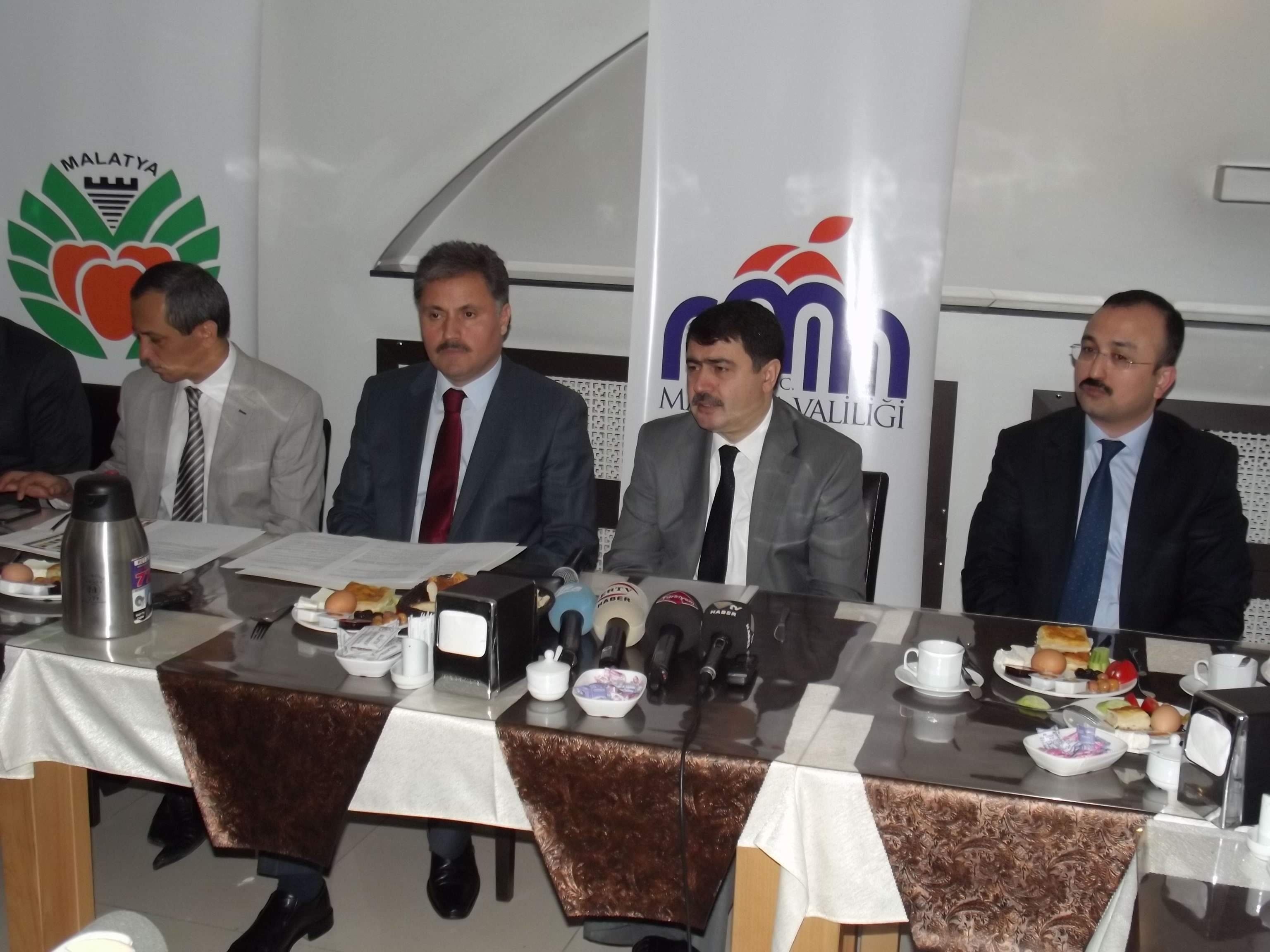 90 yayınevi yer bulamadı
