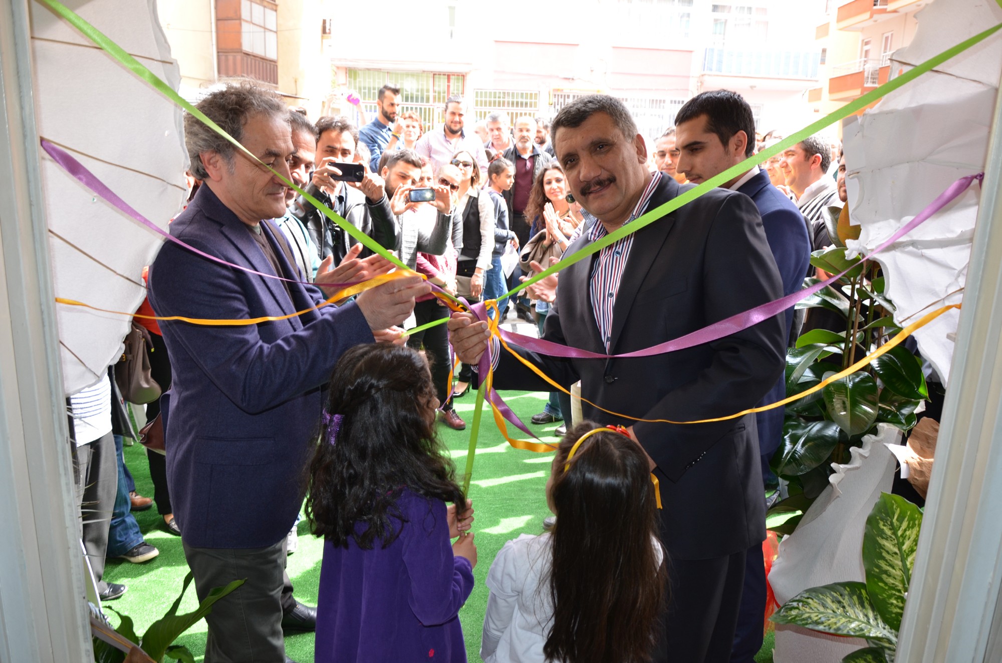 Ressamlar Derneği açıldı