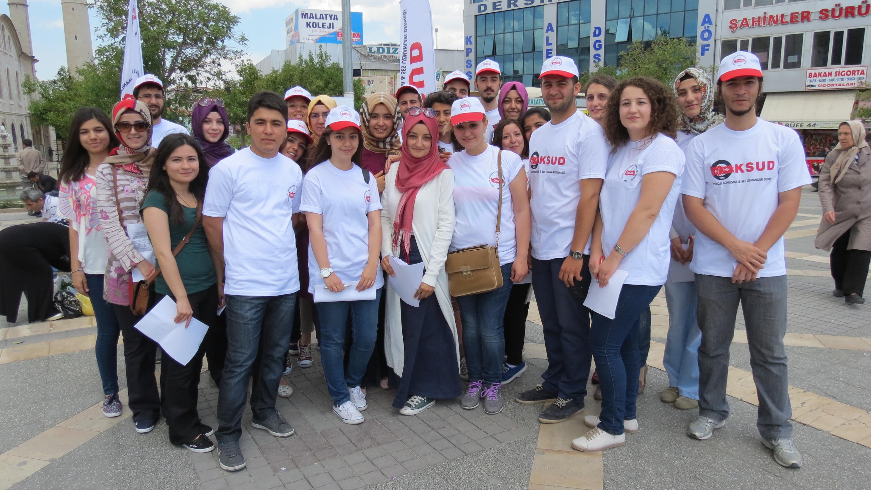 Konuşma ve ses bozukluğu için anket yaptılar