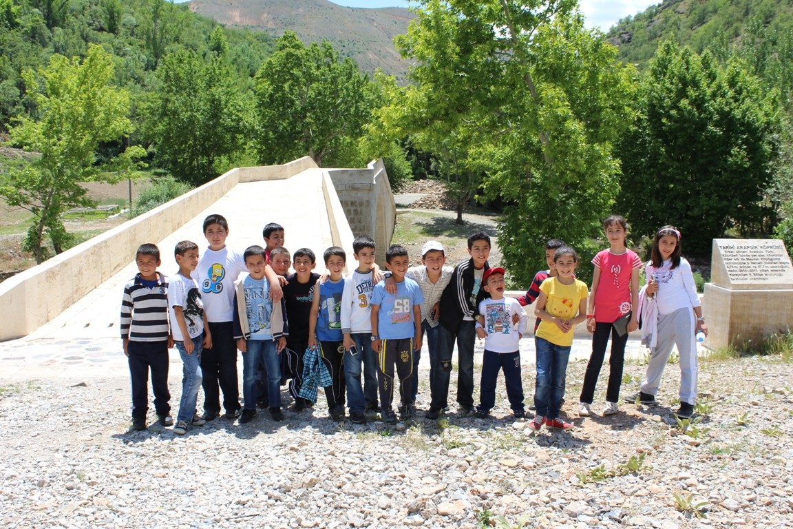 Öğrenciler tarihi yerleri gezdi
