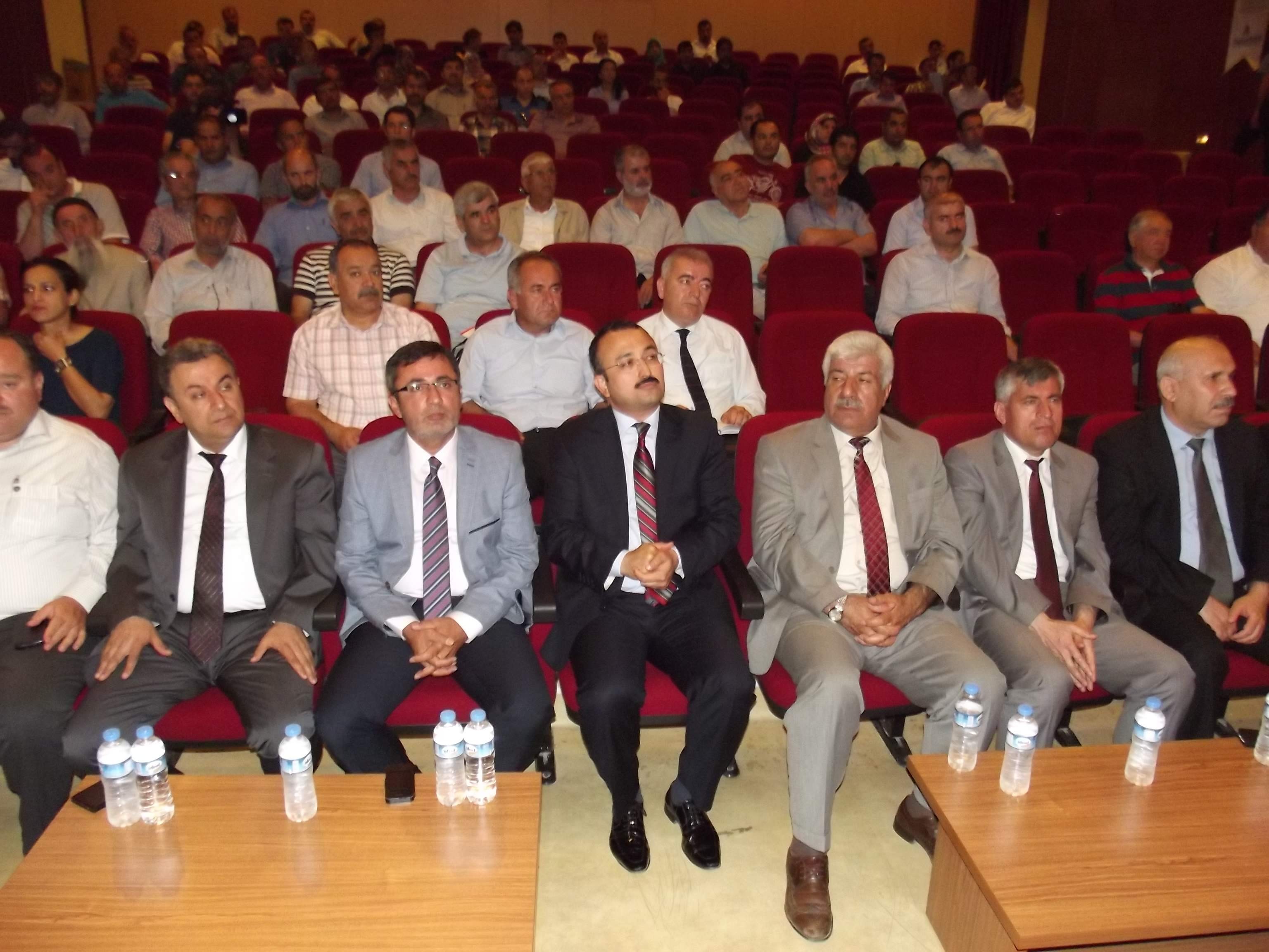 “AB’nin ekonomi, sanayi ve biliminden yararlanmalıyız”
