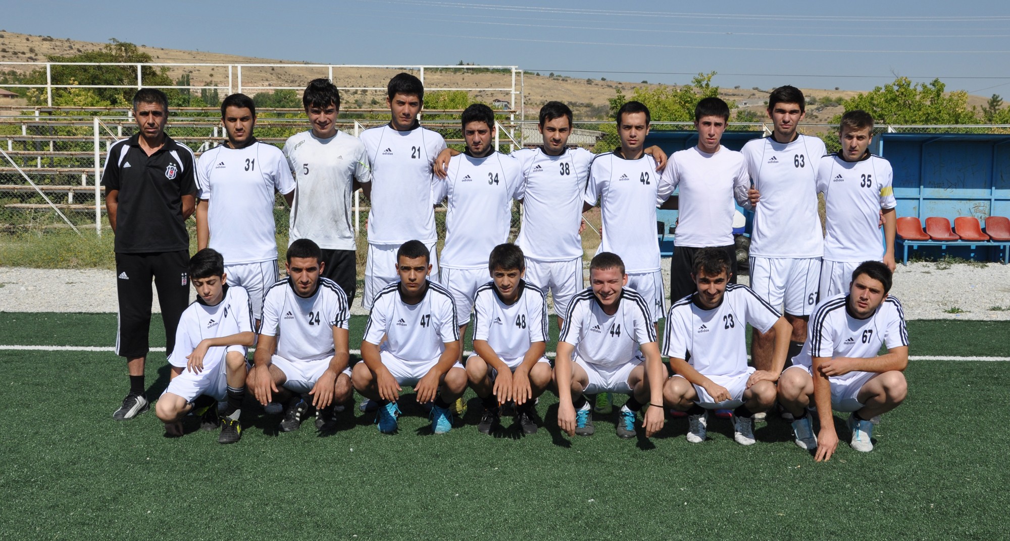 Kiraz Festivali Futbol Turnuvası’nda Adafı Kartalspor, final grubuna adını yazdırdı