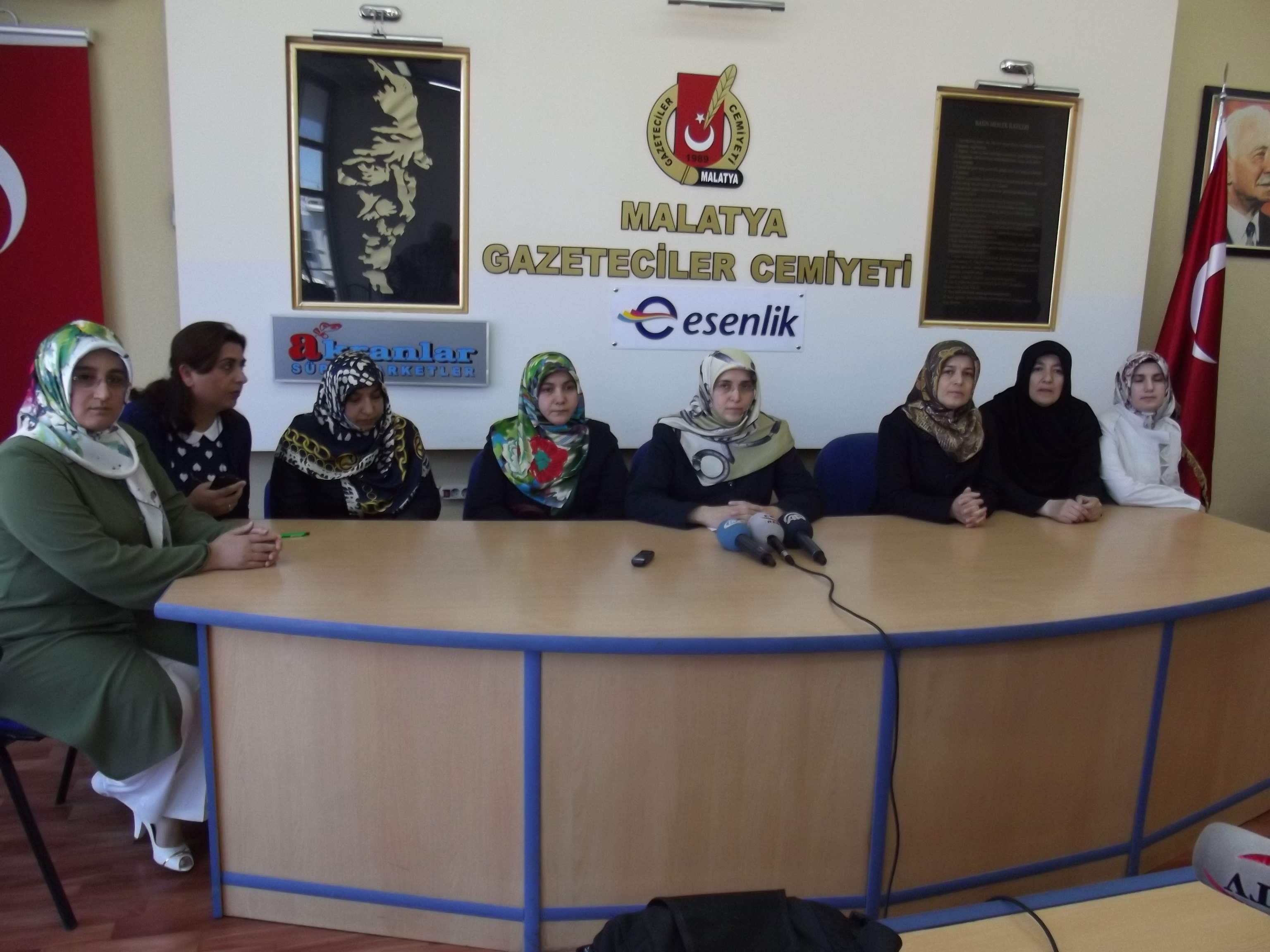“BARIŞ SÜRECİ DEVAM ETMELİDİR”