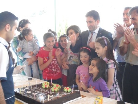Öğrencilere şenlik havasında piknik