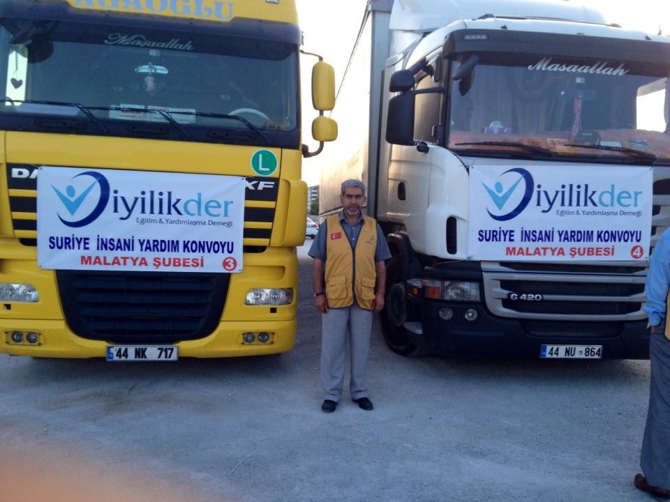 Suriye’ye 2 TIR yardım malzemesi gönderildi