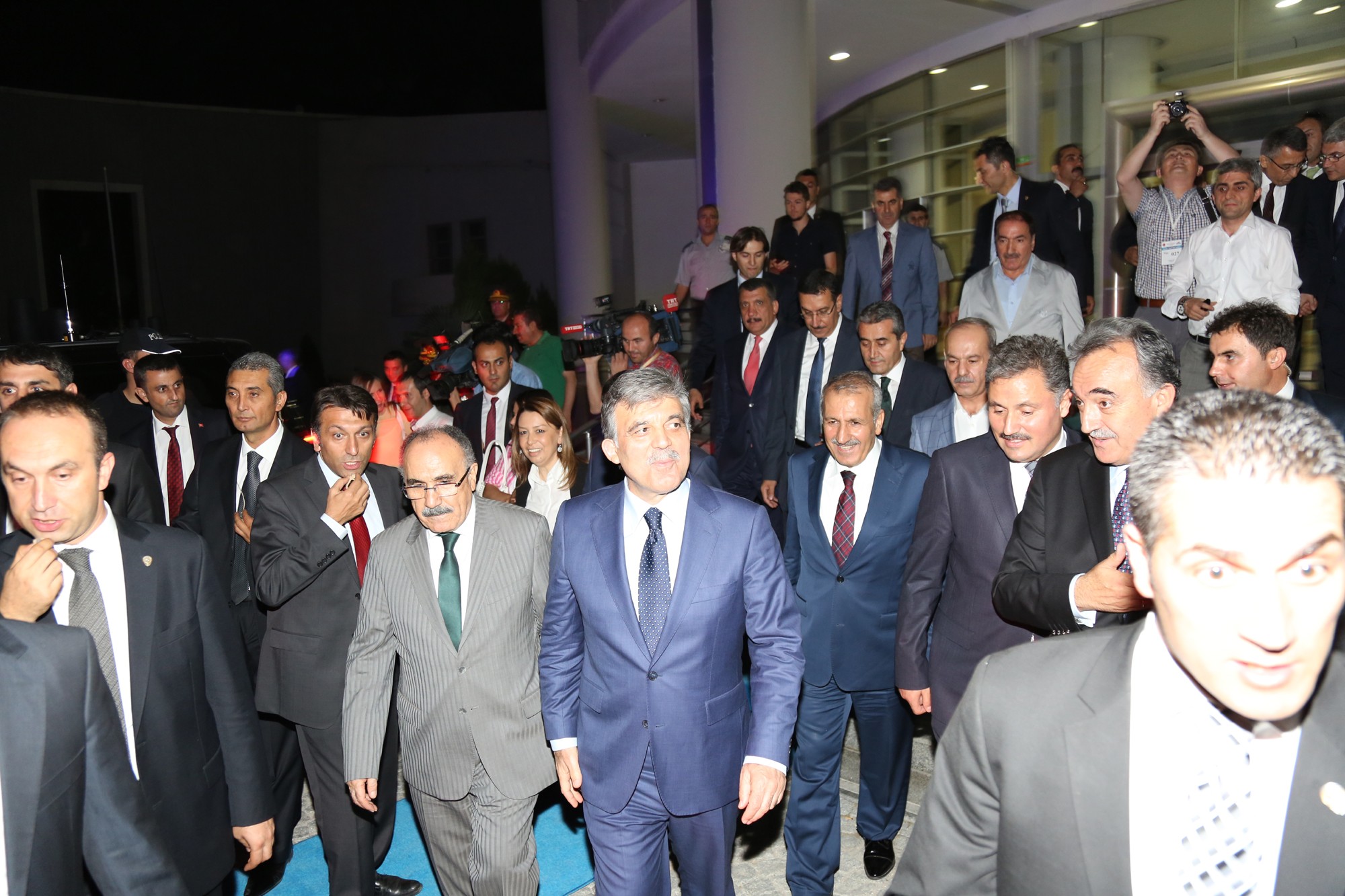 MALATYA’DA “BAŞBAKAN GÜL” SLOGANLARI