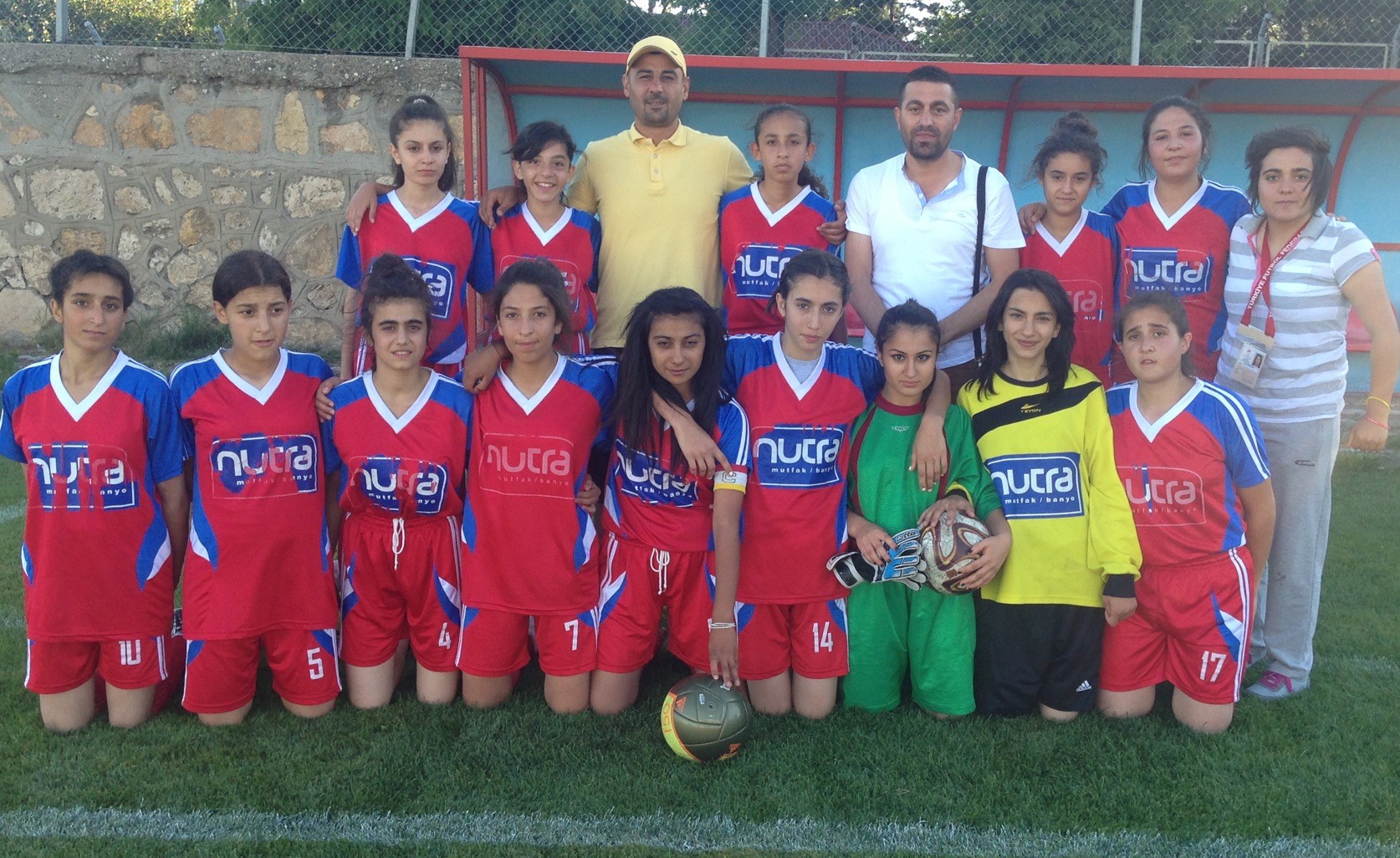 GENÇ VE YILDIZ KIZLARDA KURA ÇEKİMİ YAPILDI