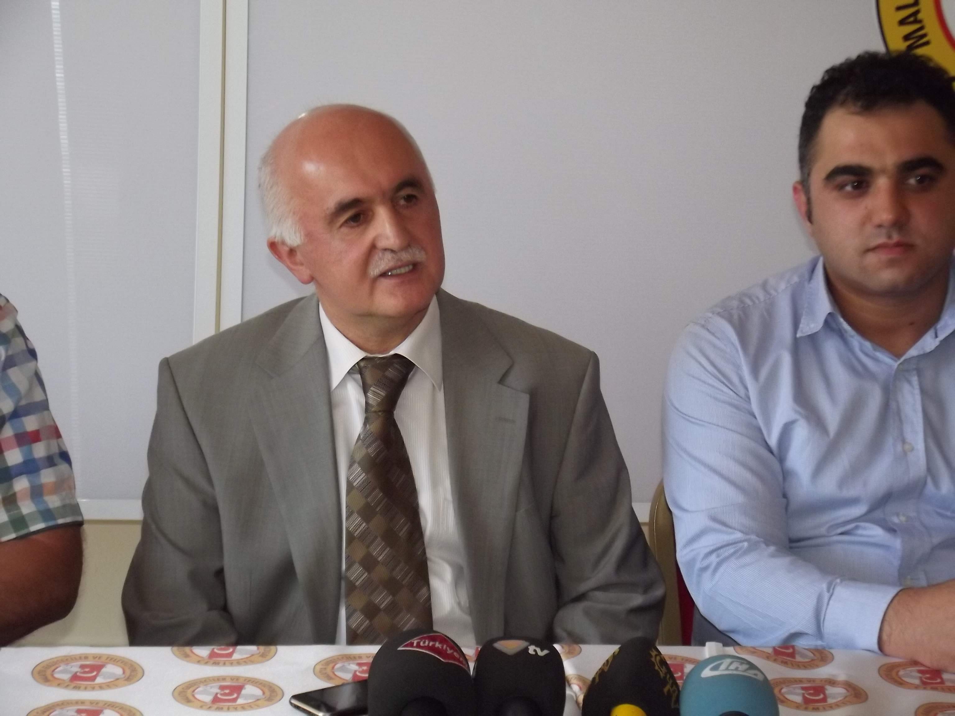 ÖZDEMİR, “ELEKTRİK KESİNTİLERİ SORGULANMALI”