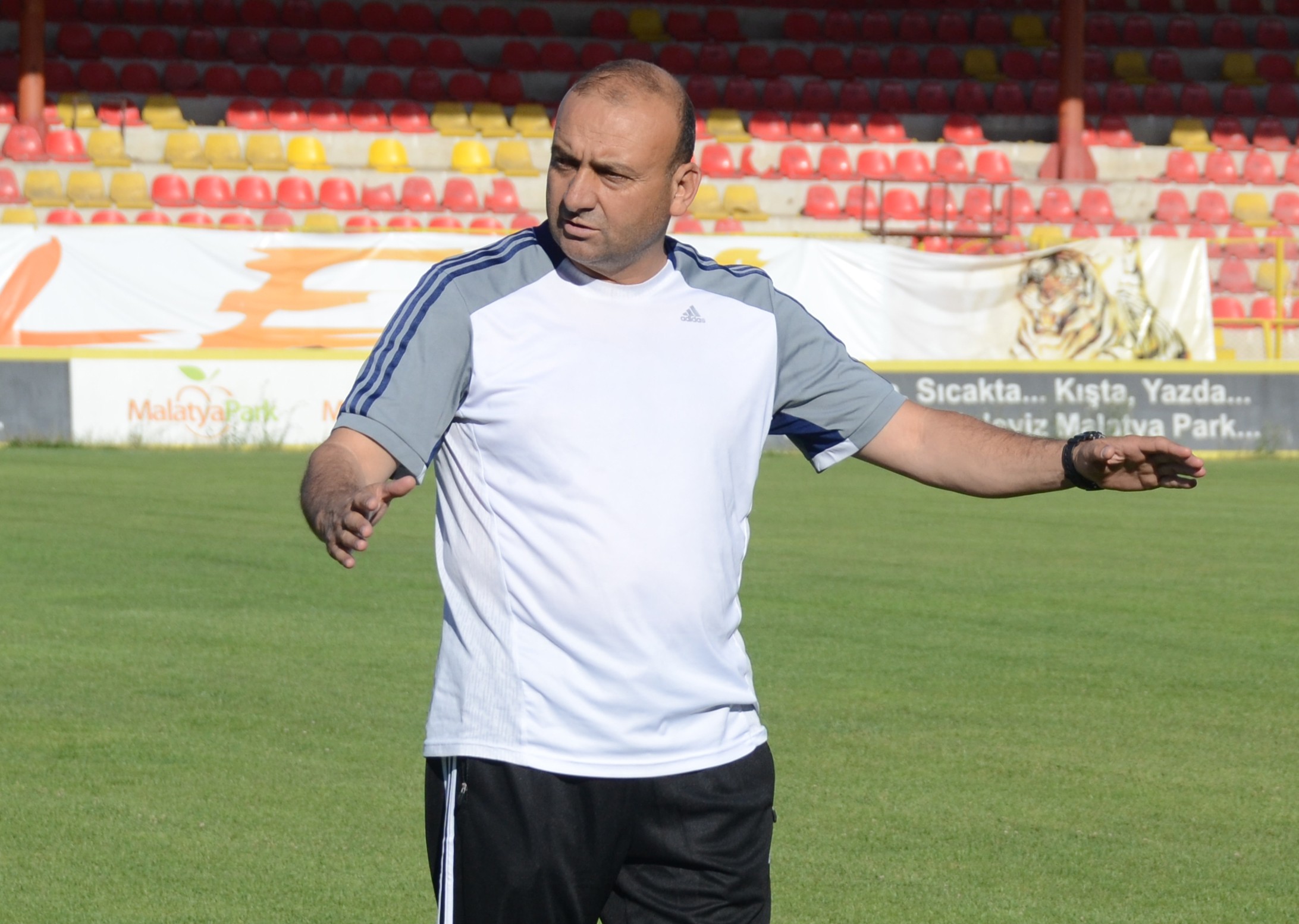MUSTFA UĞUR : VERİMLİ BİR KAMP DÖNEMİ GEÇİRİYORUZ