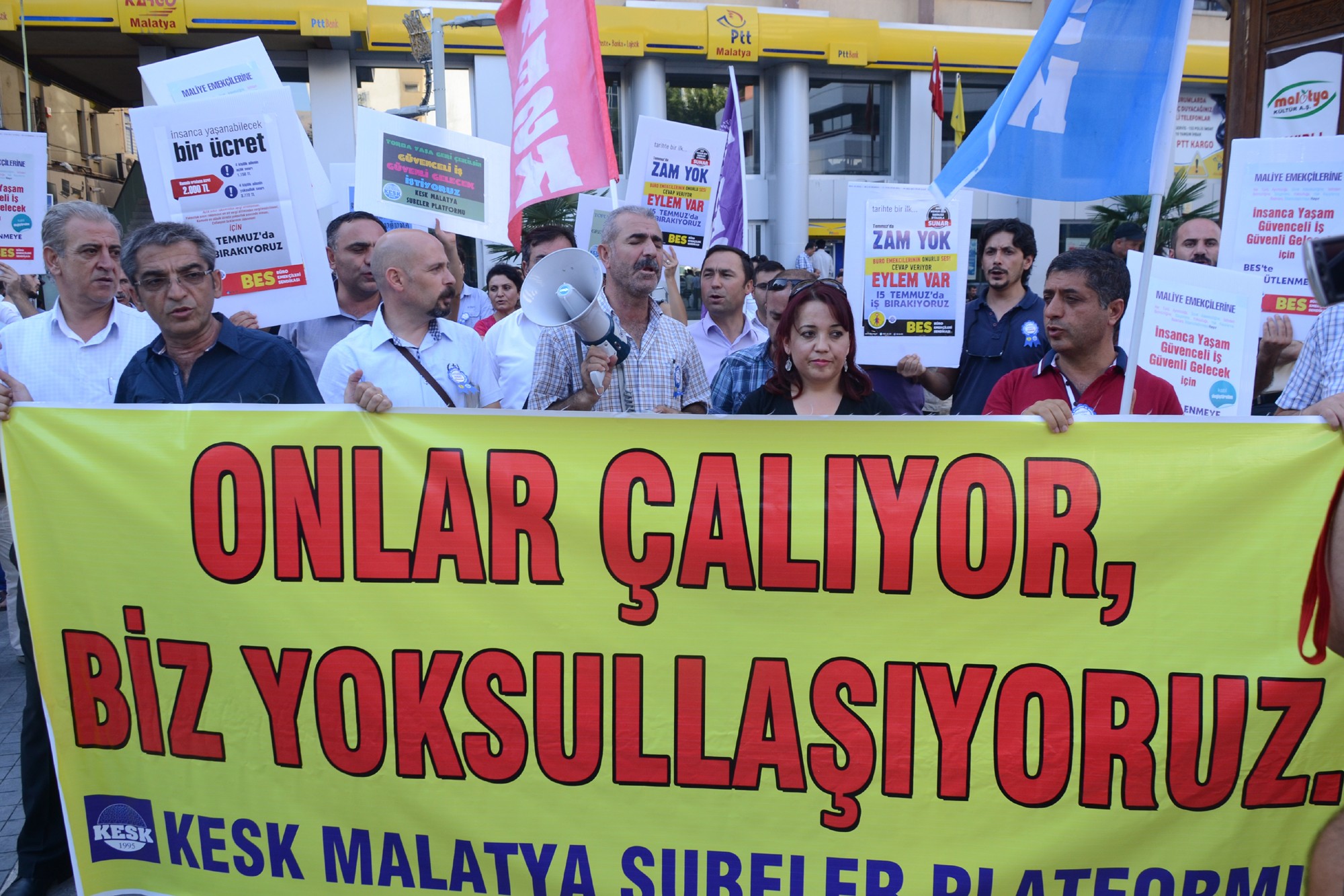 KESK’TEN ‘TOPLU SÖZLEŞME’ EYLEMİ