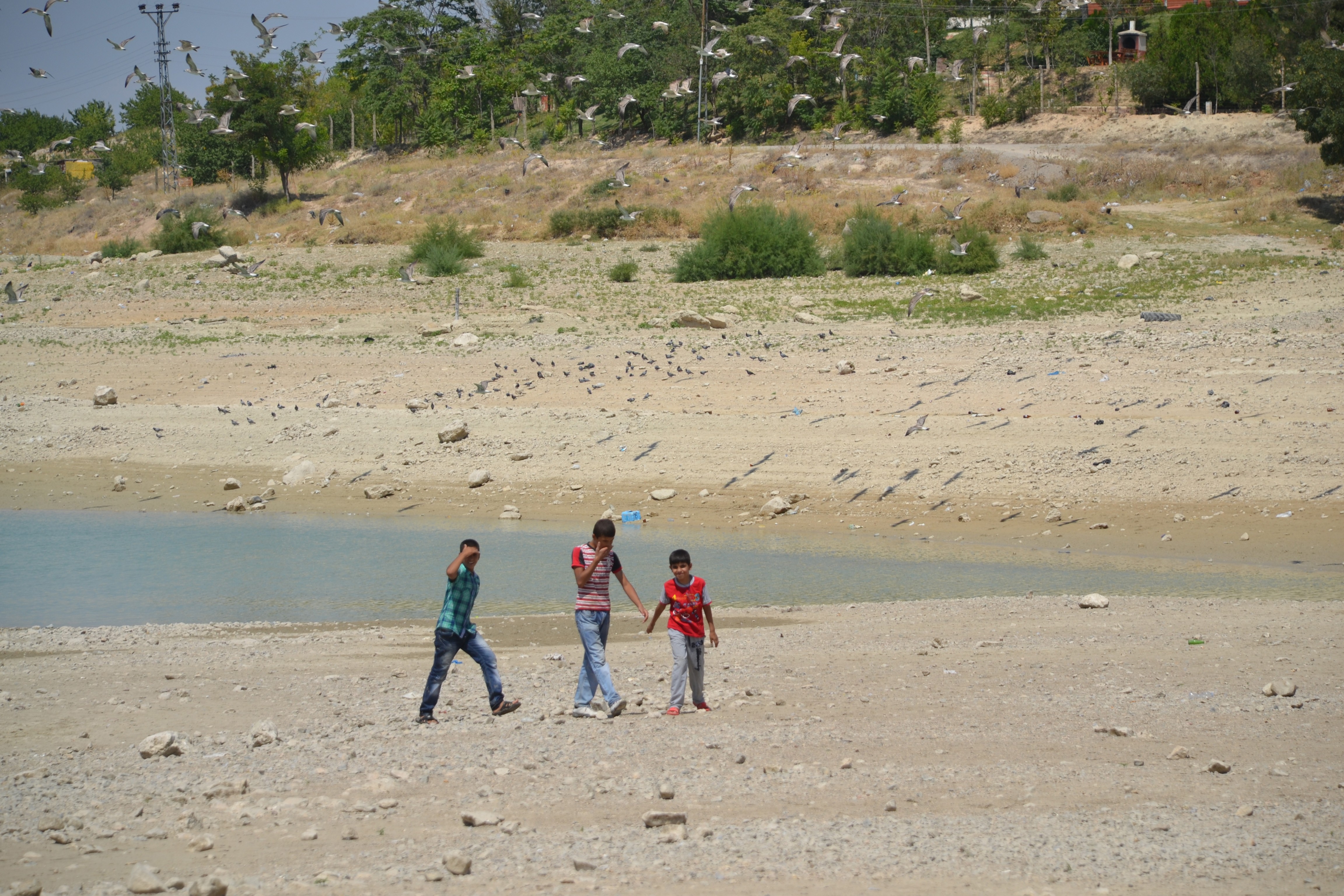 KURAKLIK ORDUZU GÖLETİ’Nİ DE KURUTTU