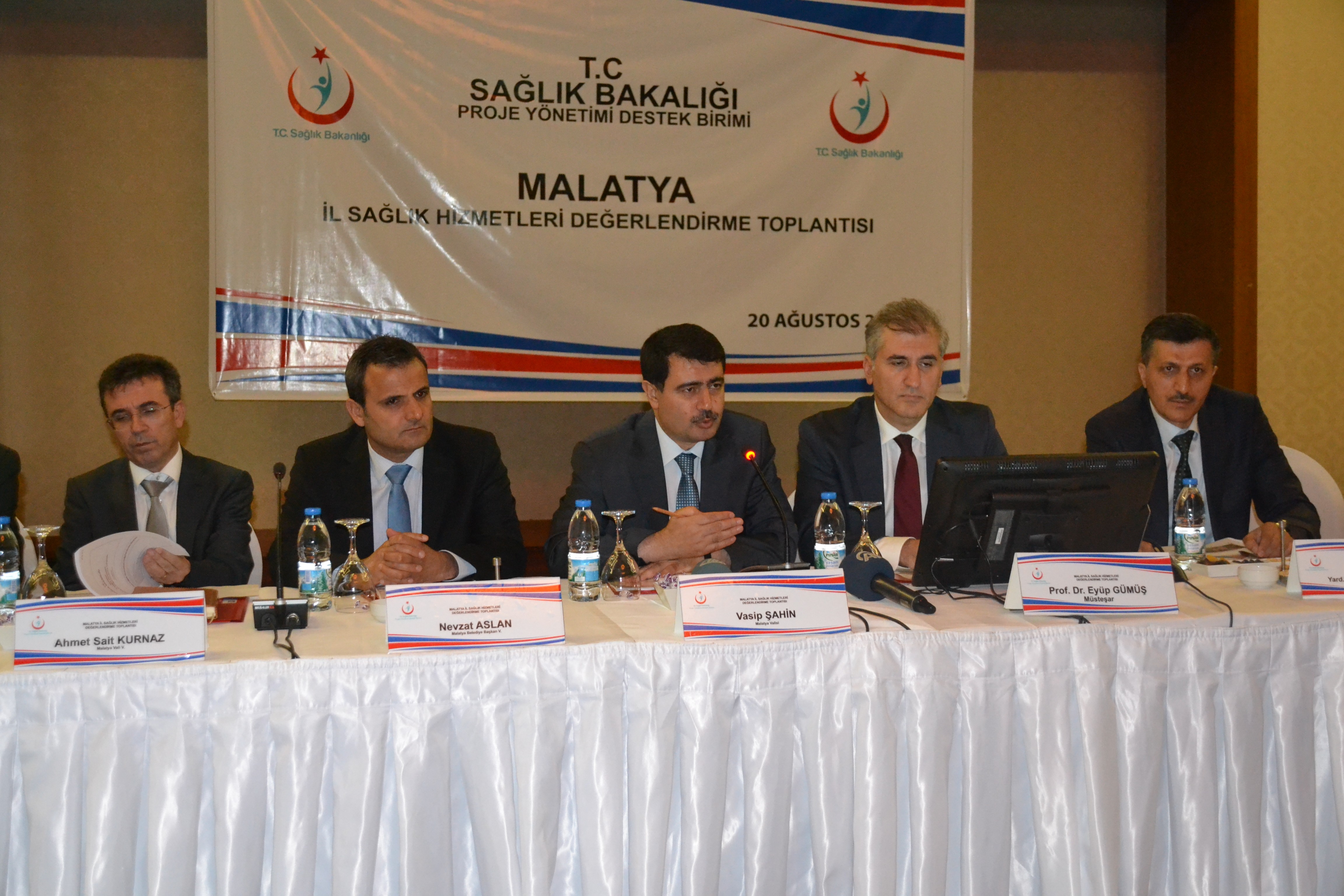 İL SAĞLIK HİZMETLERİ DEĞERLENDİRME TOPLANTISI YAPILDI