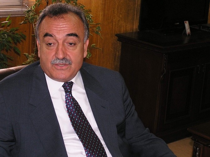 3 MİLLETVEKİLİ HAC’DA