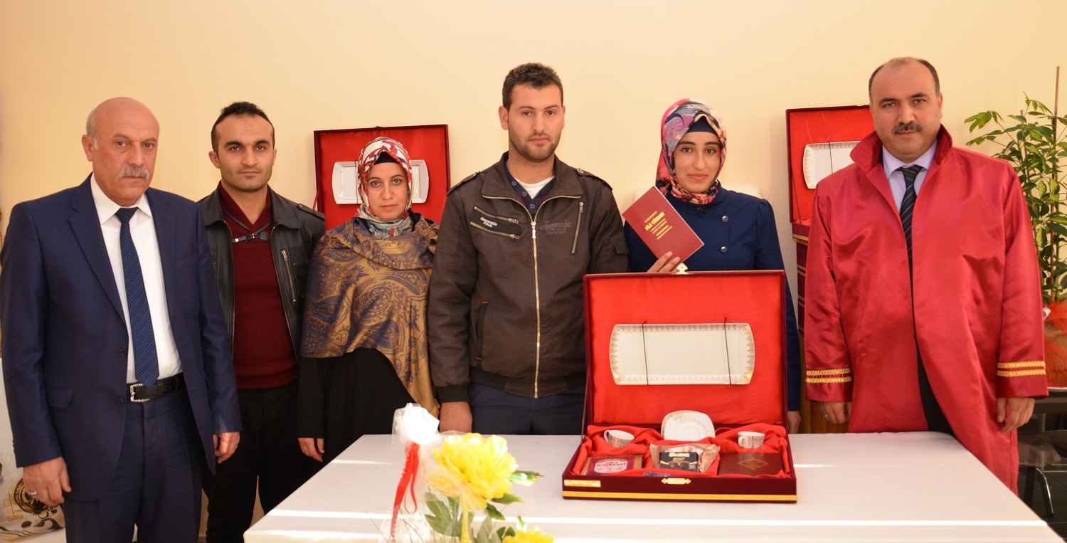 YEŞİLYURT BELEDİYESİ’NDEN EVLENEN ÇİFTLERE SÜRPRİZ HEDİYE