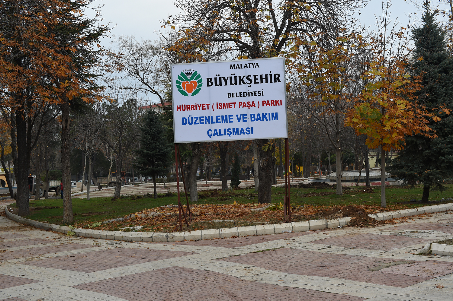 İSMETPAŞA (HÜRRİYET) PARKI YENİDEN DÜZENLENİYOR