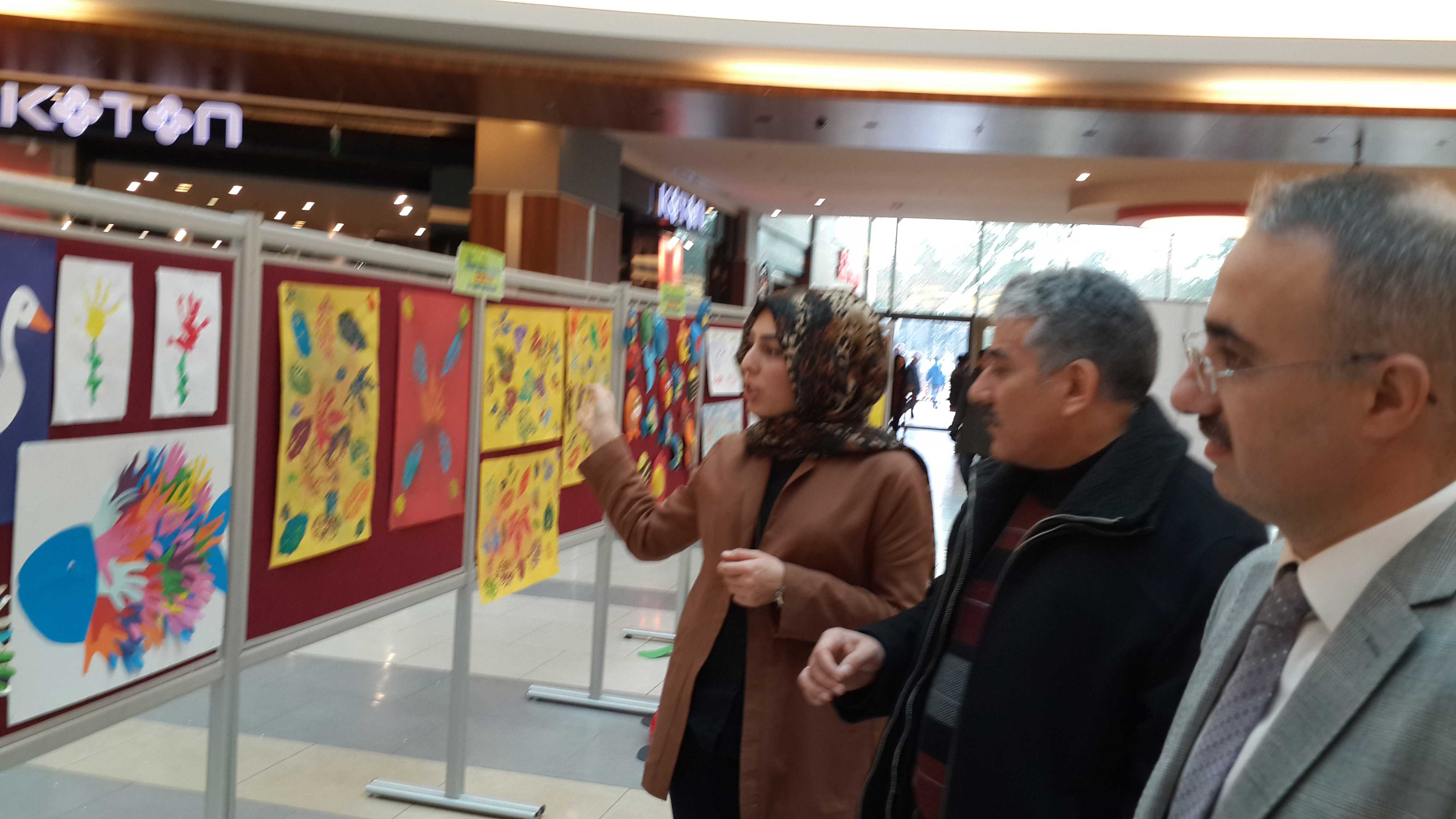 MALATYA ÖZEL TURGUT ÖZAL İLK VE ORTAOKULU RESİM SERGİSİ AÇILDI