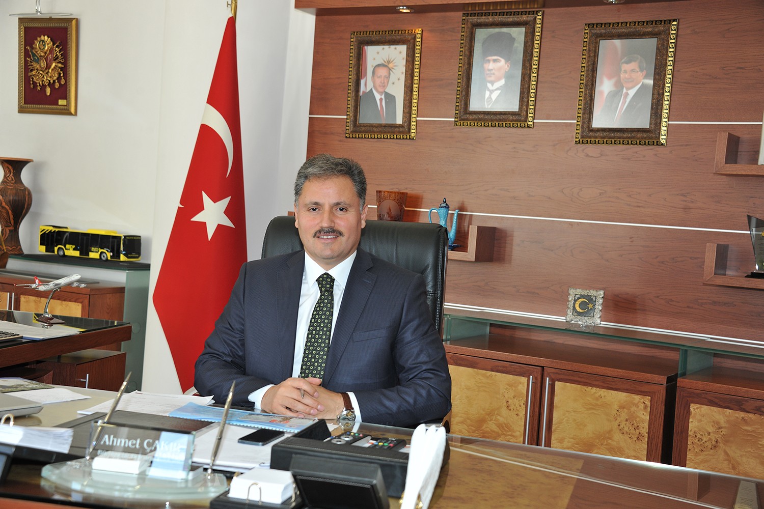 AHMET ÇAKIR’DAN 19 MAYIS KUTLAMASI