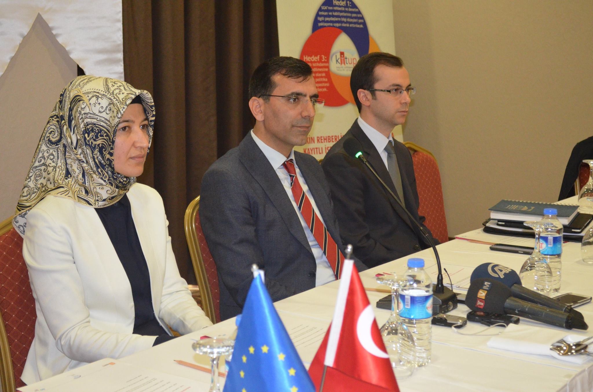 KAYIT DIŞI İSTİHDAM ORANI DÜŞÜYOR