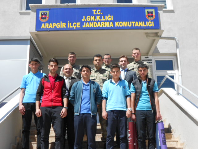 ARAPGİR’DEKİ SANTRANÇ TURNUVASI’NDA, KEREM AYDINLAR FEN LİSESİ BAŞARILI OLDU