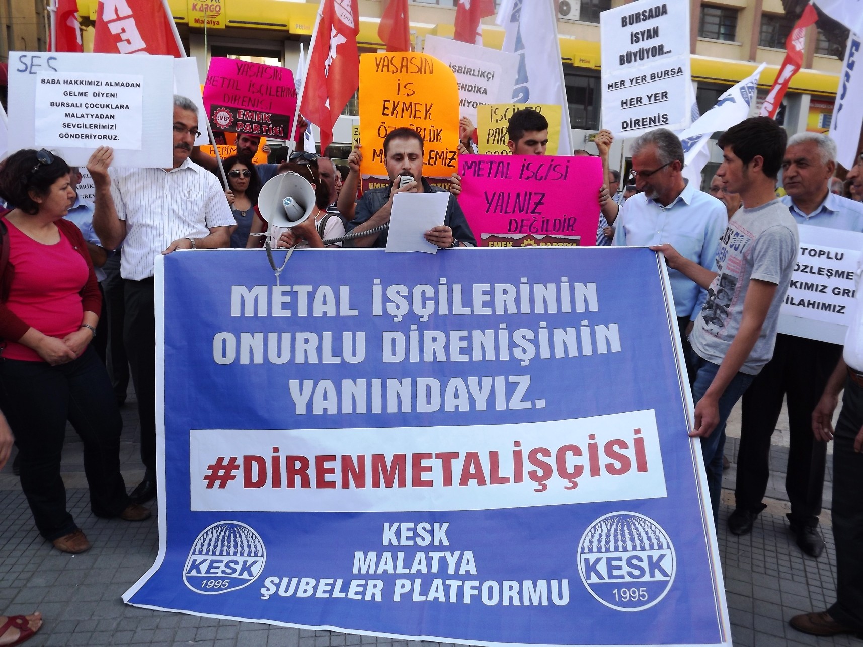 METAL İŞÇİLERİNE MALATYA’DAN DESTEK