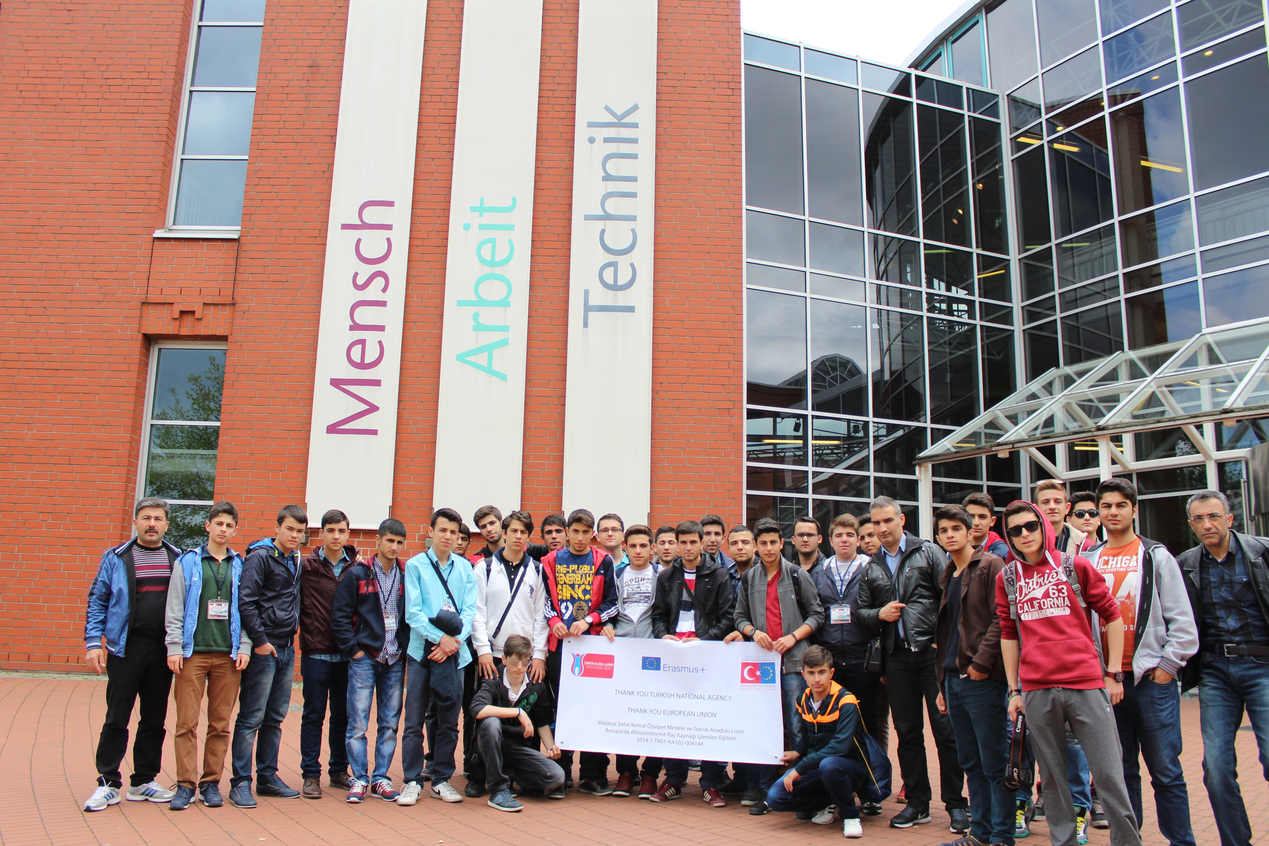 ÖĞRENCİLER, PROJELERİNİ BAŞARIYLA TAMAMLADI