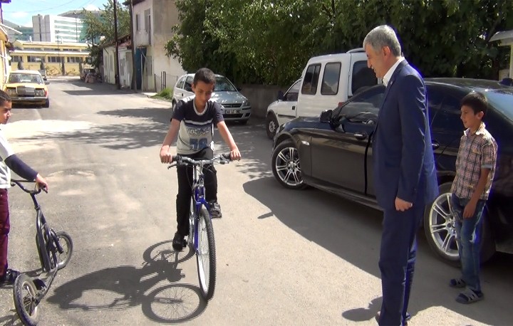 YETİM VE ÖKSÜZ ÇOCUKLARIN ‘KEŞKELERİ’ GERÇEKLEŞTİRİLDİ