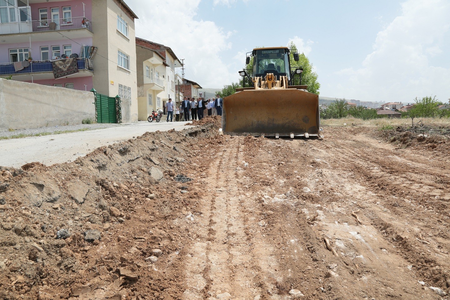30 YILLIK YOL SORUNU ÇÖZÜLDÜ