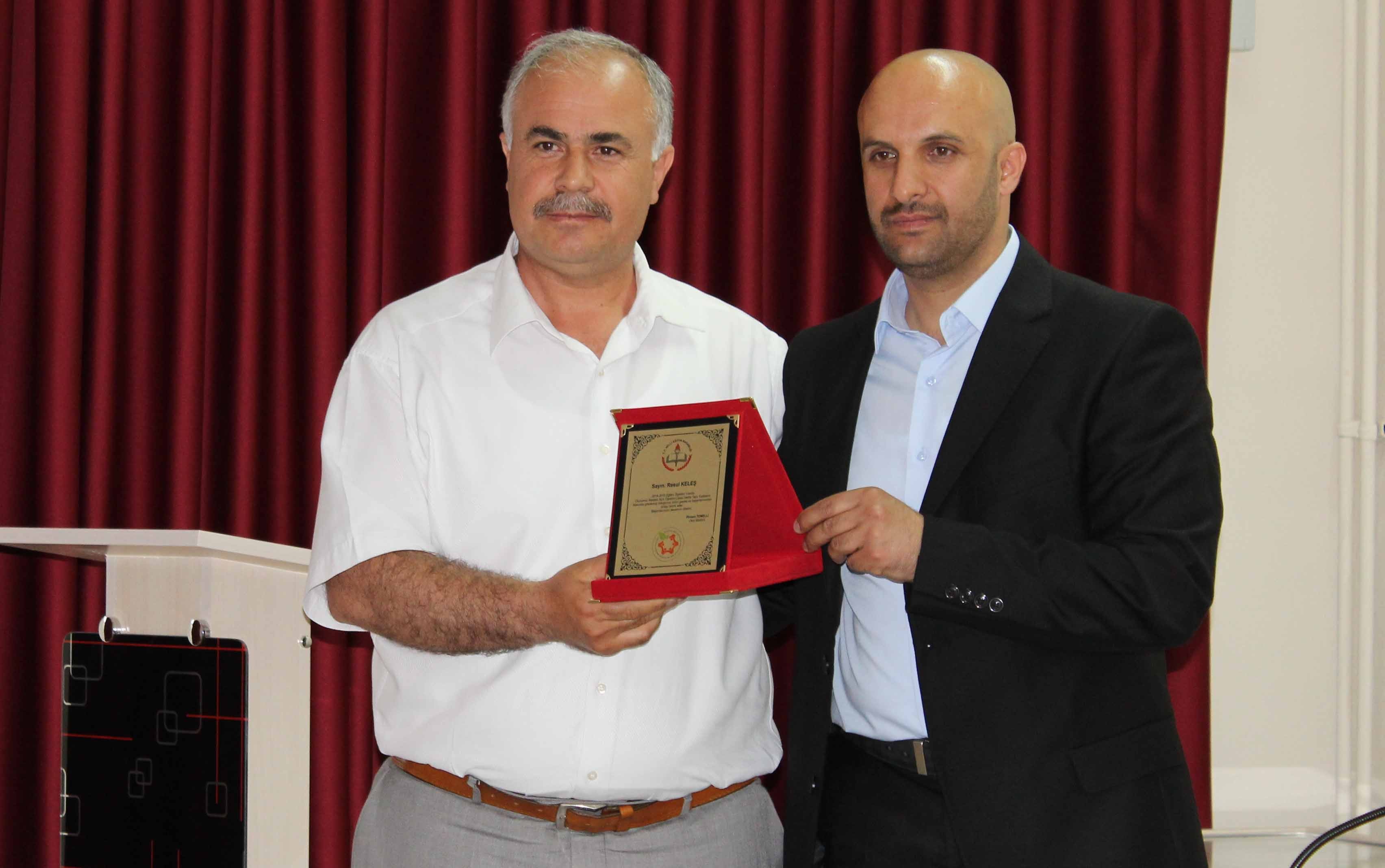 BAŞARININ YAŞI YOK