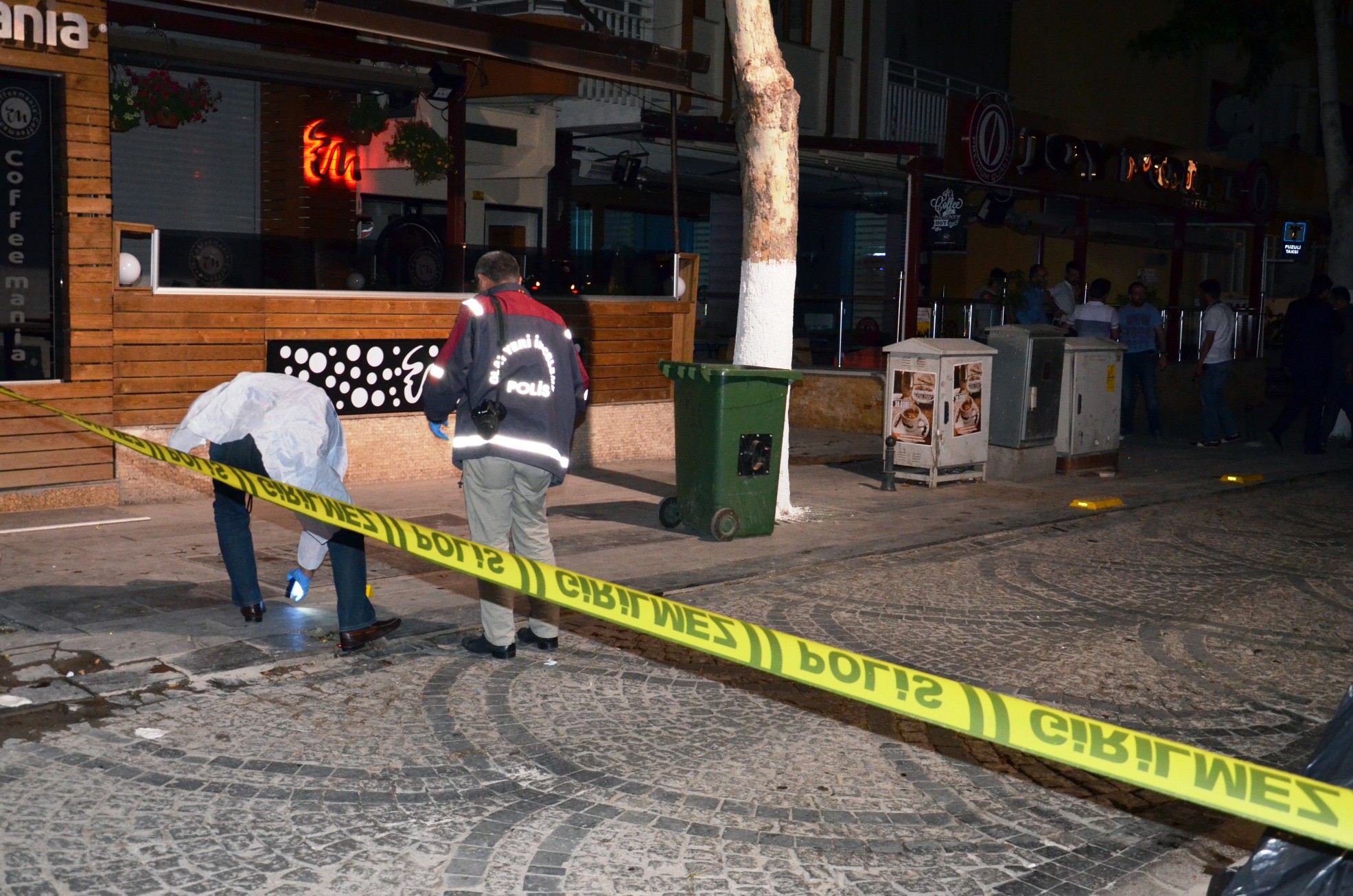 KANALBOYU CADDESİ’NDE HAREKETLİ DAKİKALAR