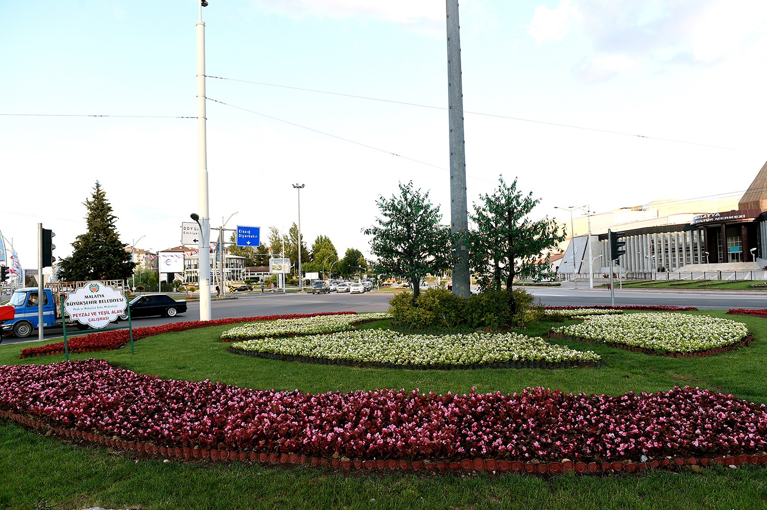 REFÜJ DÜZENLEMELERİ DEVAM EDİYOR