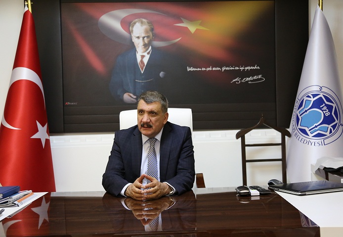 BAŞKAN GÜRKAN :100 YILLIK BELEDİYELERDE NE VARSA BİZDE DE O VAR