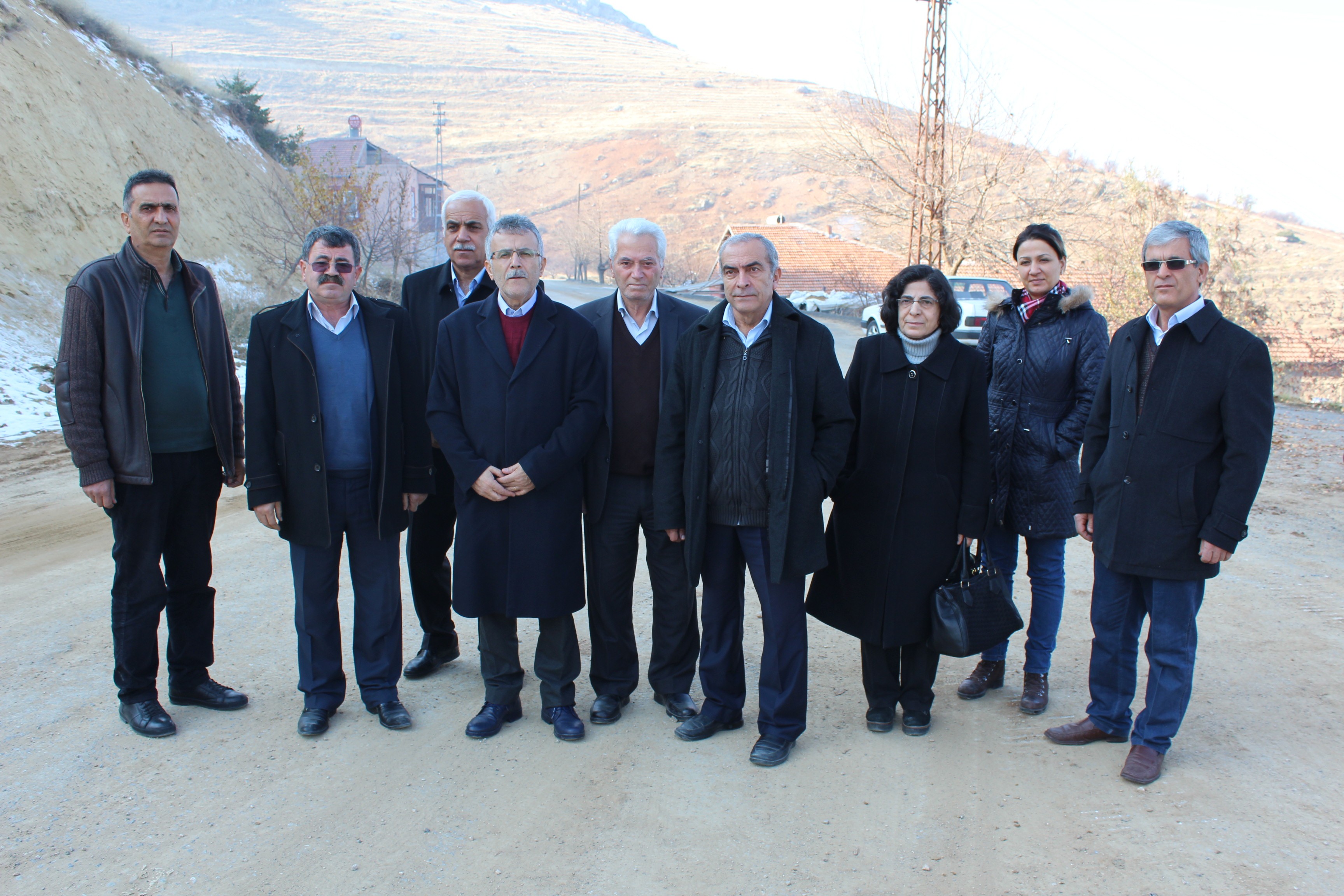 BAŞKAN SARIOĞLU, VENK SOKAĞI’NIN ULAŞIM SORUNUNA DİKKAT ÇEKTİ