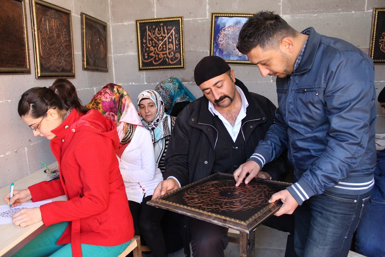 MESLEKİ EĞİTİM KURSLARINA YOĞUN İLGİ