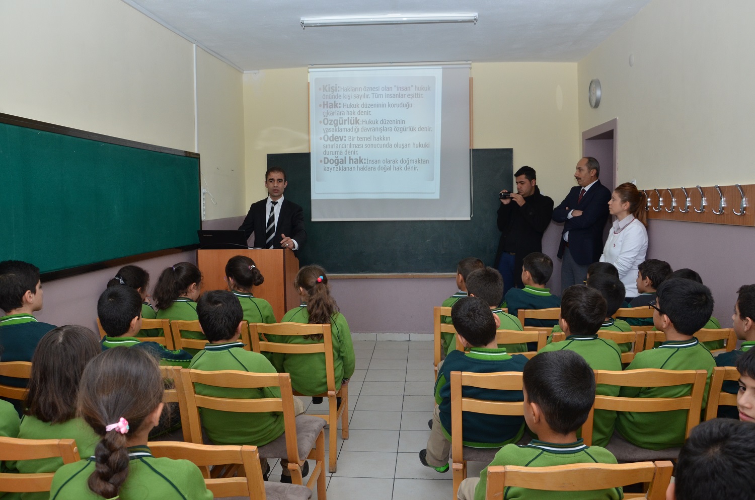 YEŞİLYURT BELEDİYESİ’NDEN ÖĞRENCİLERE YÖNELİK EĞİTİM ÇALIŞMASI