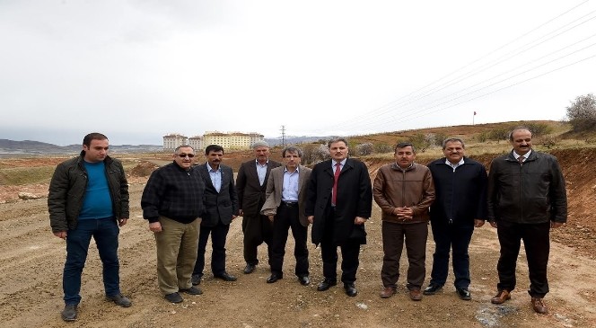 BAŞKAN ÇAKIR, ÇAMURLU’DA YENİ AÇILAN YOLU İNCELEDİ