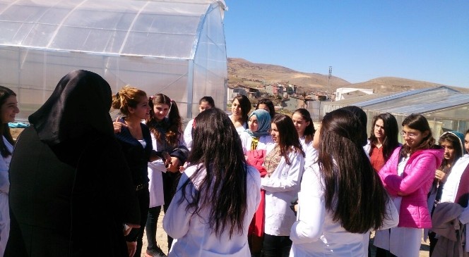 ÜNİVERSİTE DERSLERİ PROJESİ SONA ERDİ