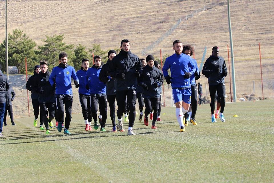 E.YENİ MALATYASPOR GALİBİYET ÖZLEMİNE SON VERMEK İSTİYOR