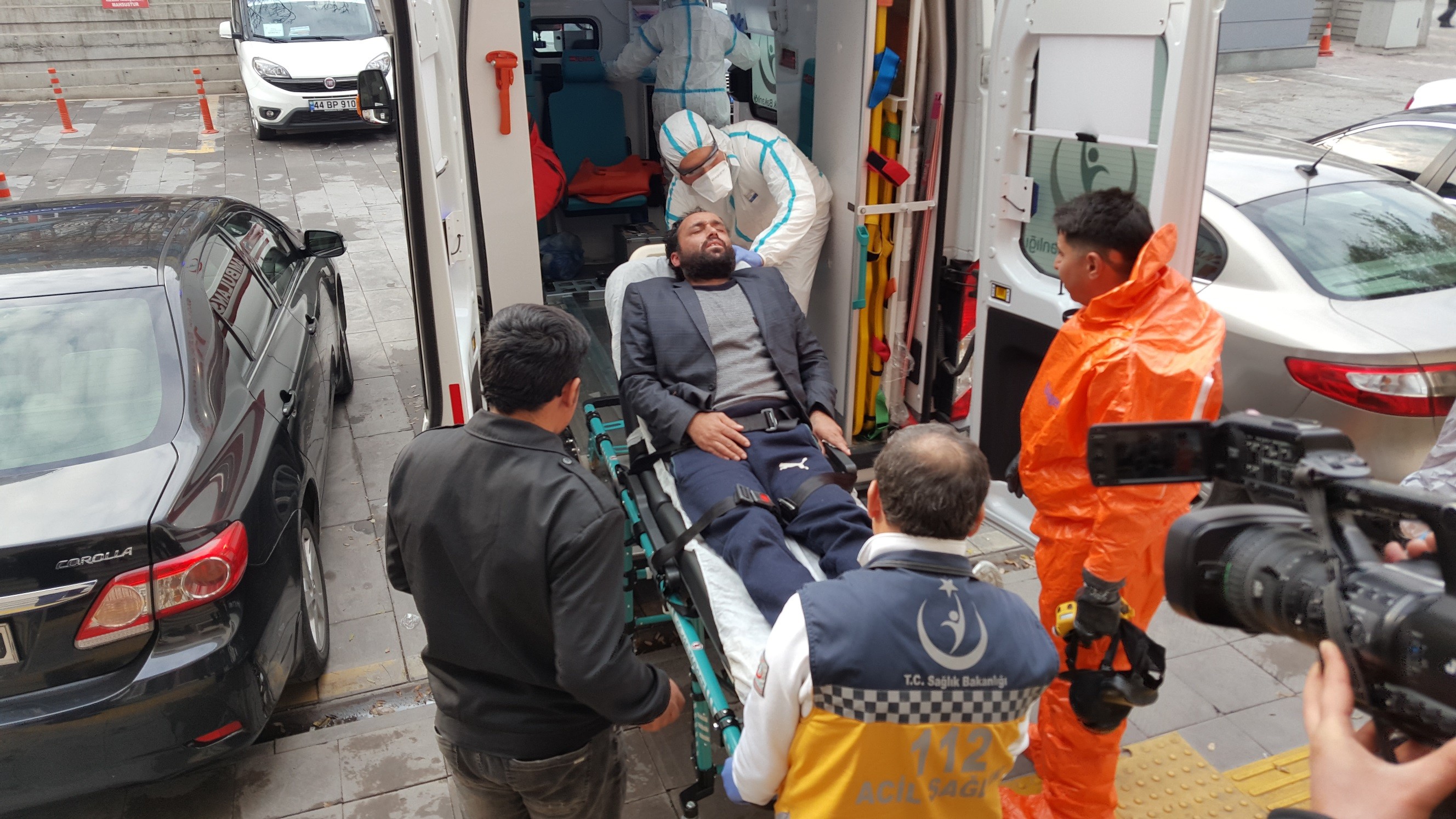 “KİMYASAL SALDIRIYA UĞRADIM” DEYİNCE KARANTİNAYA ALINDI