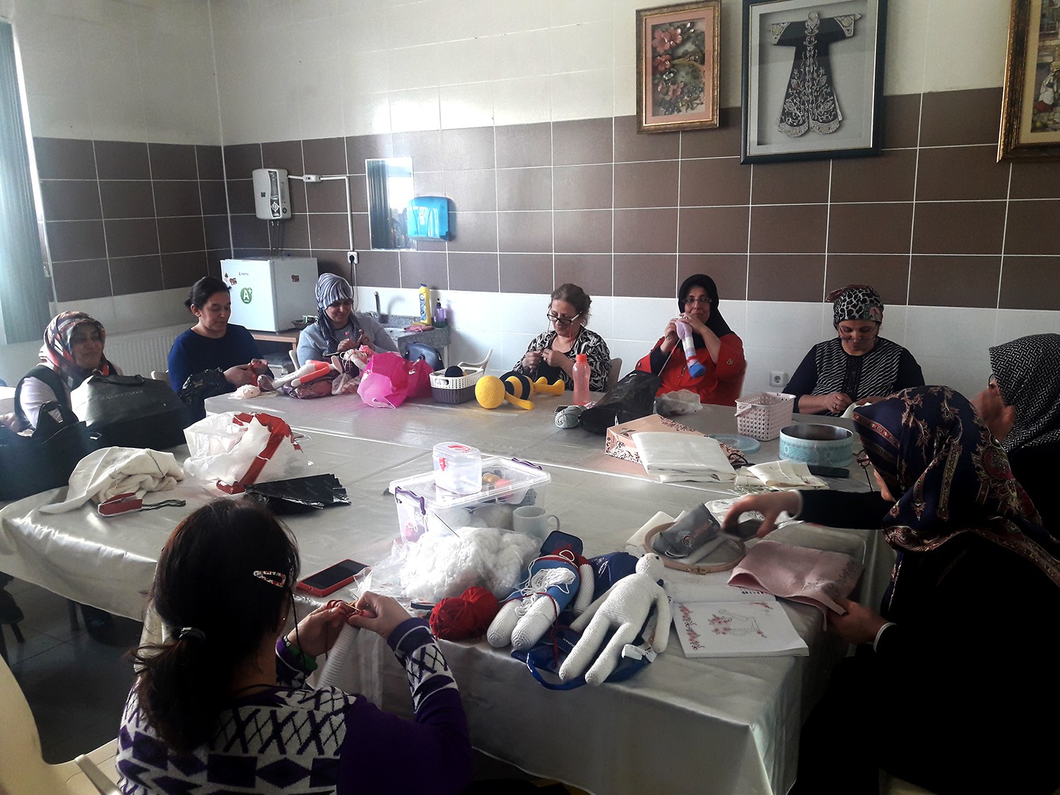 GELENEKSEL EL NAKIŞLARI KURSUNA YOĞUN İLGİ