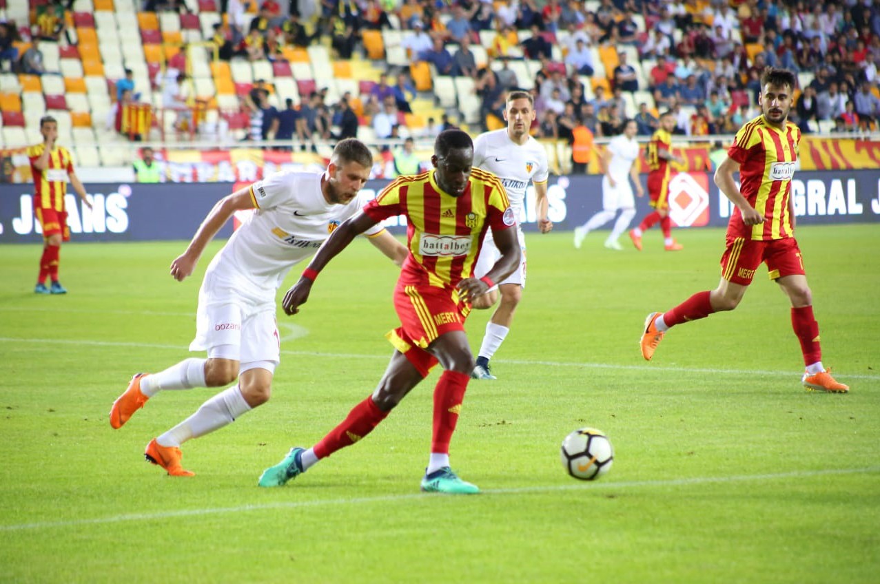 E. YENİ MALATYASPOR LİGİN SON MAÇINDA KAYSERİSPOR’U 3-2 İLE GEÇTİ