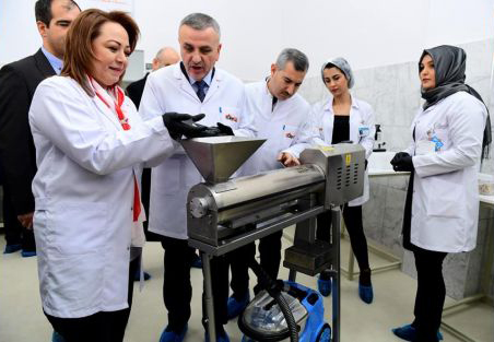 ACI KAYISI ÇEKİRDEĞİ PREBİYOTİK KAYISI EKSTRESİ ÜRETİM TESİSİ FAALİYETE GEÇTİ