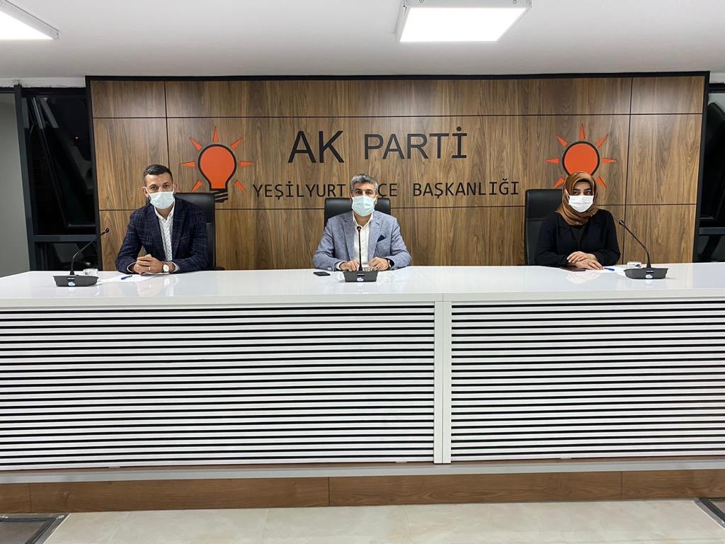AK PARTİ  YEŞİLYURT’TA GÖREV BÖLÜMÜ