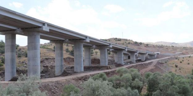 ‘5 KÖPRÜ VE 7 TÜNEL YAPILDI, ZAMAN VE YAKIT TASARRUFU OLACAK’
