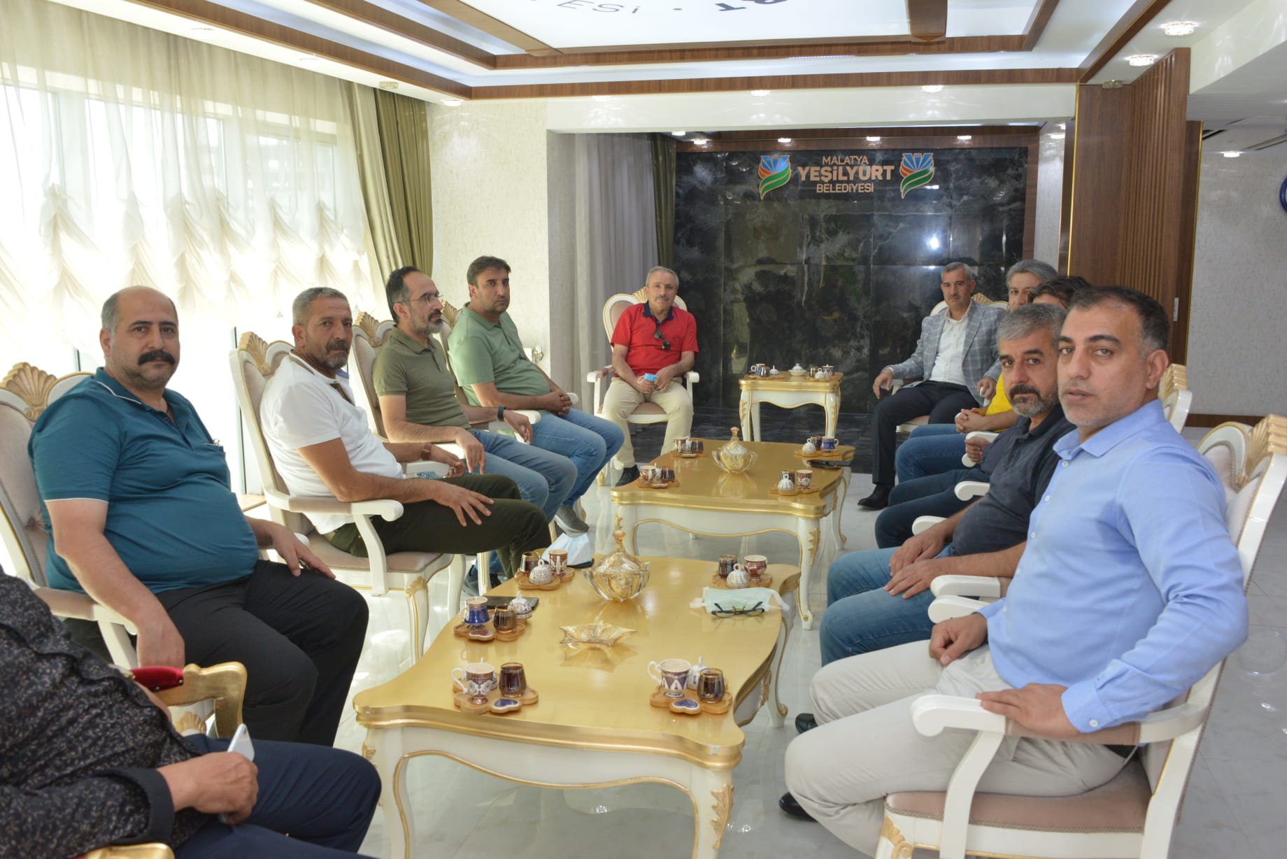 YEŞİLYURT BELEDİYESİ BİN KONUT DAHA YAPACAK