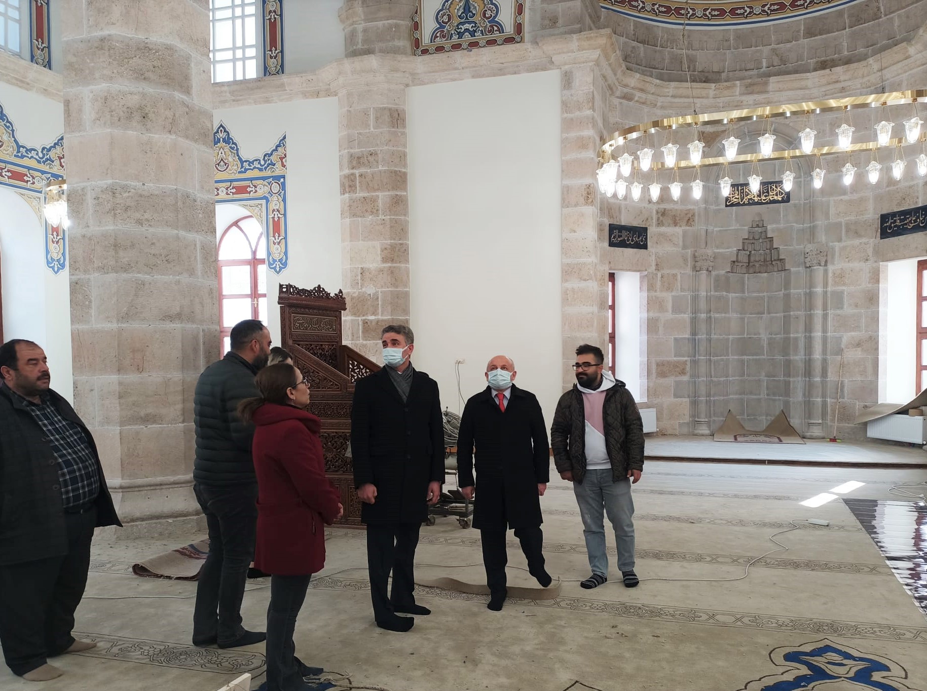 VALİ BARUŞ YENİ CAMİ’DE İNCELEMELERDE BULUNDU
