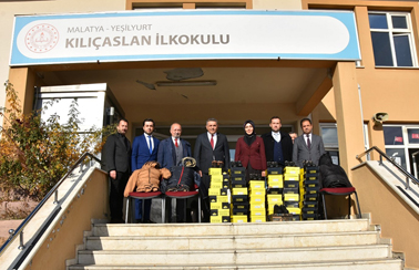 MALATYA TSO’DAN ÖĞRENCİLERE BOT VE MONT YARDIMI